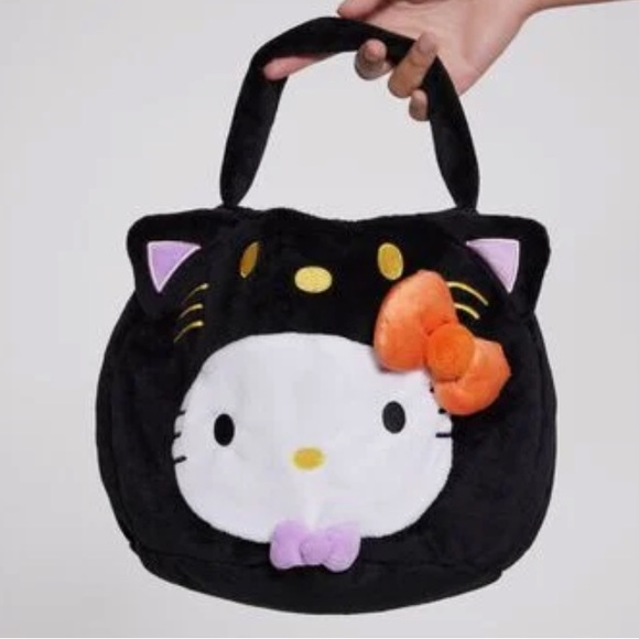 LAST CHANCE DELETING Hello Kitty Forever 21 Plush Black Cat handbag NEW 😻💕 - Picture 3 of 6